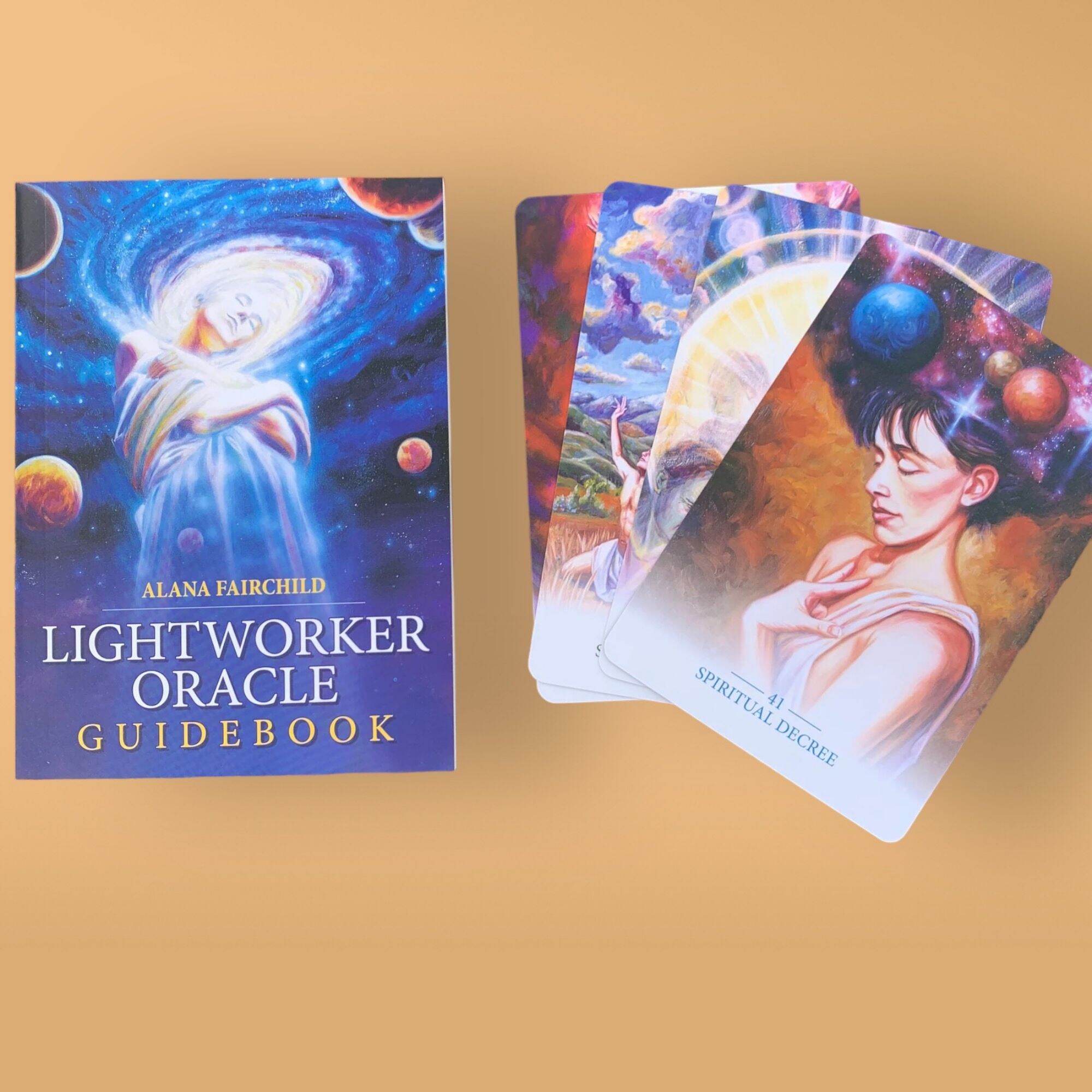 Bộ bài Tarot Light Worker Oracle