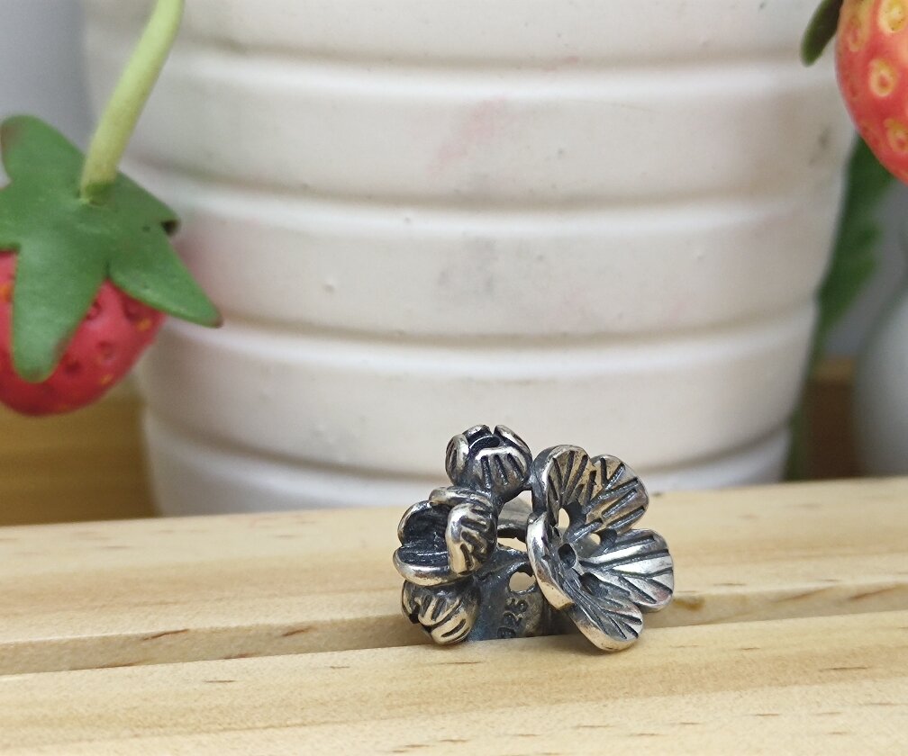 GauBee Charm bạc 925 hoa indiana tb