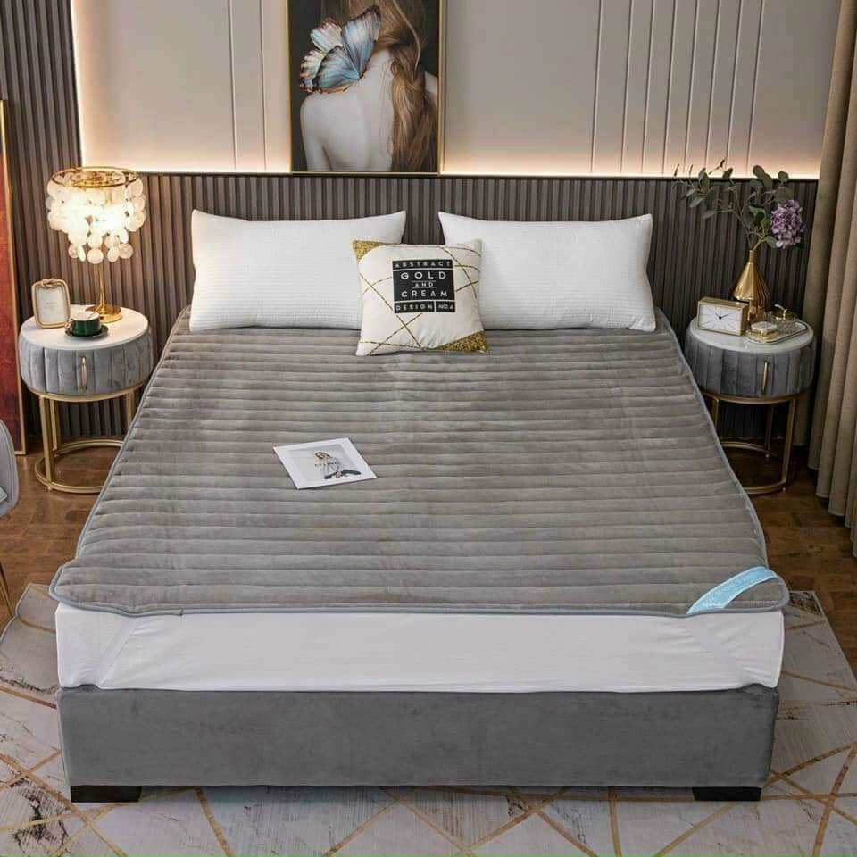 Thảm trải giường