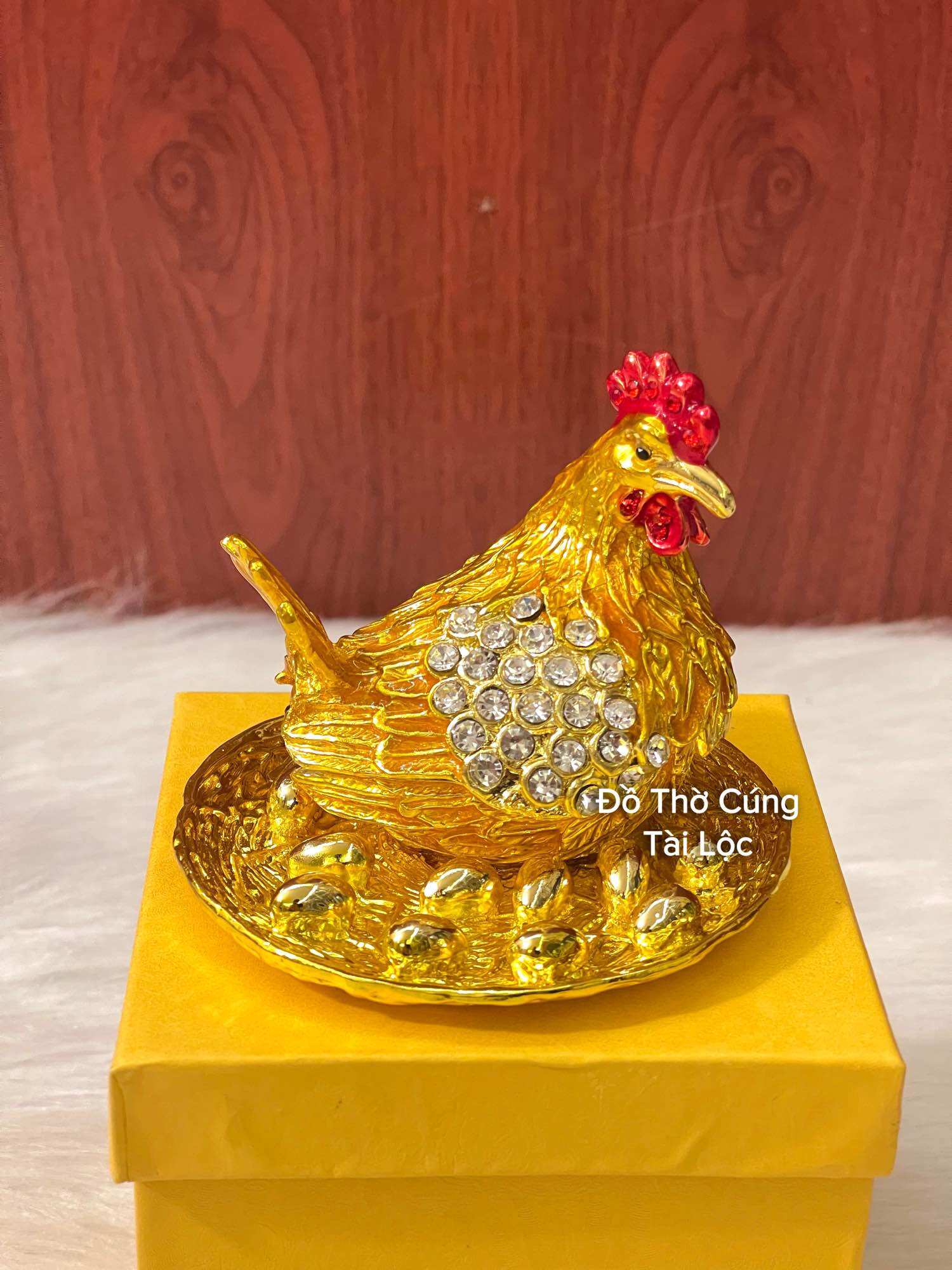 Tượng gà đẻ trứng vàng vật phẩm phong thuỷ