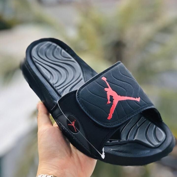 Dép jordan hydro iii quai nhung đen nam