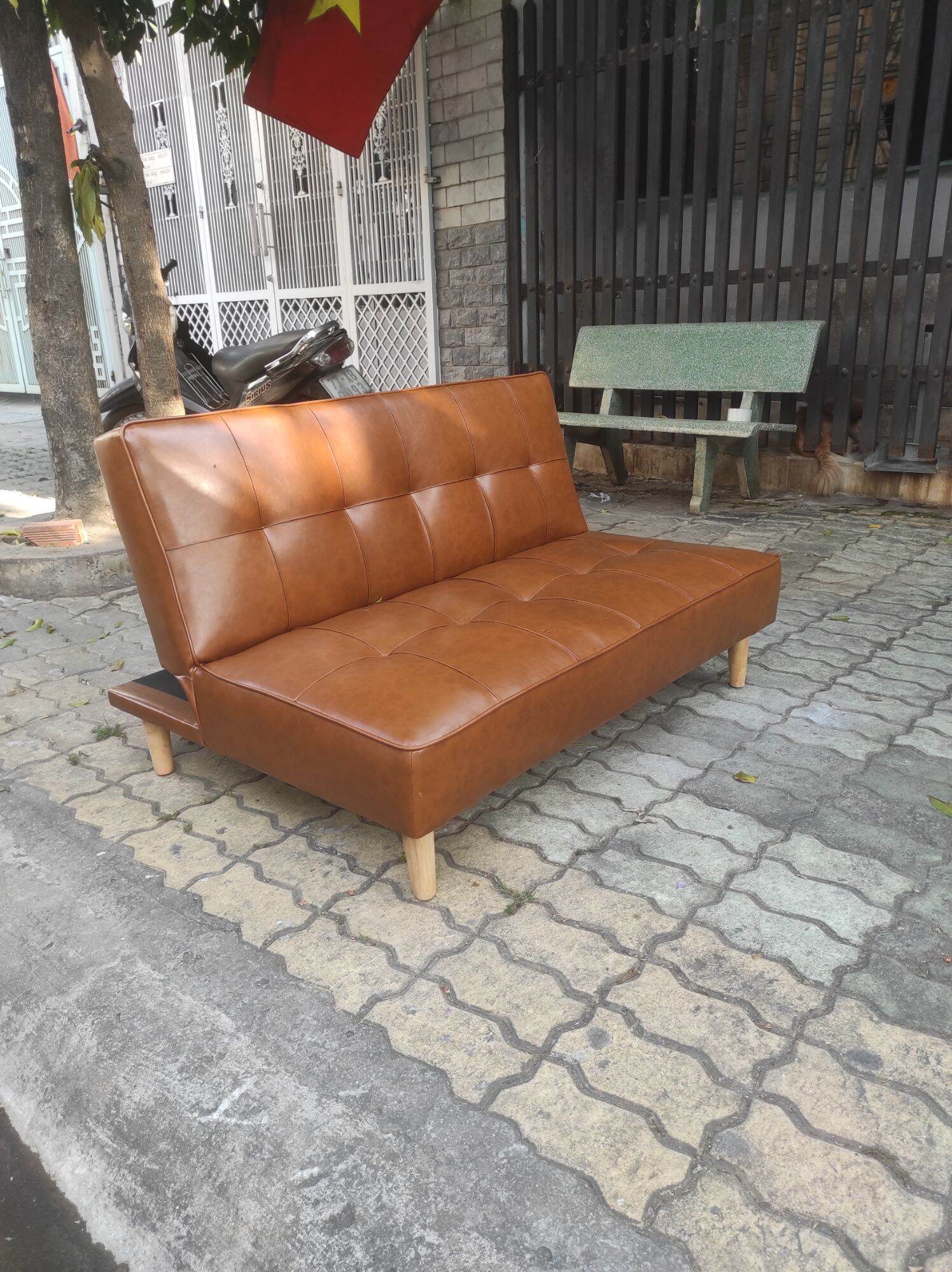 GHẾ SOFA  BED NỆM CHẤT LIỆU DA SIZE 1M2 BẬT LƯNG NẰM