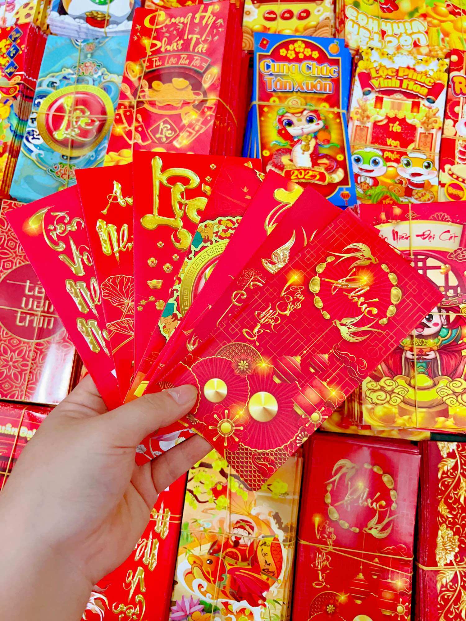 10 Xấp ( 100 cái ) Bao Lì Xì ĐỎ Tết 2025 , Bao Lì Xì Đỏ Giấy C150