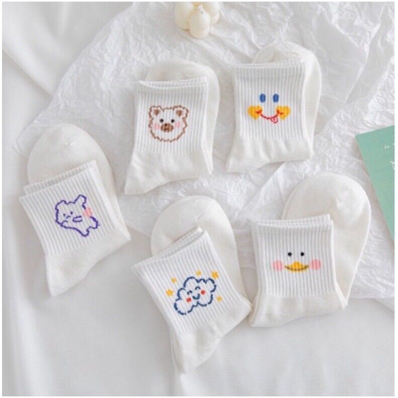 Tất vớ trắng cổ cao