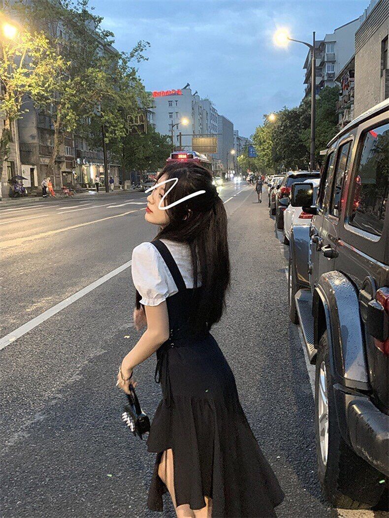 Váy đen maxi trễ vai dáng xoè tay dây thả trẻ trung