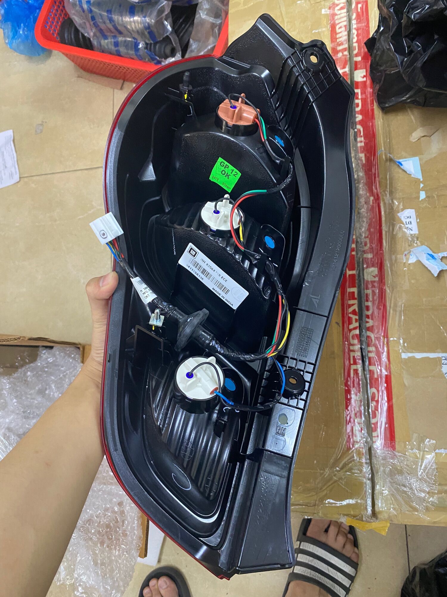 Đèn hậu Spark 2018 xịn Gm:42564718