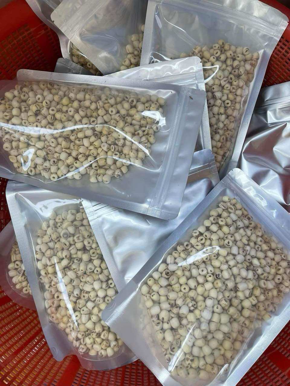 Hạt sen Huế vụ mới ngon thơm và bở