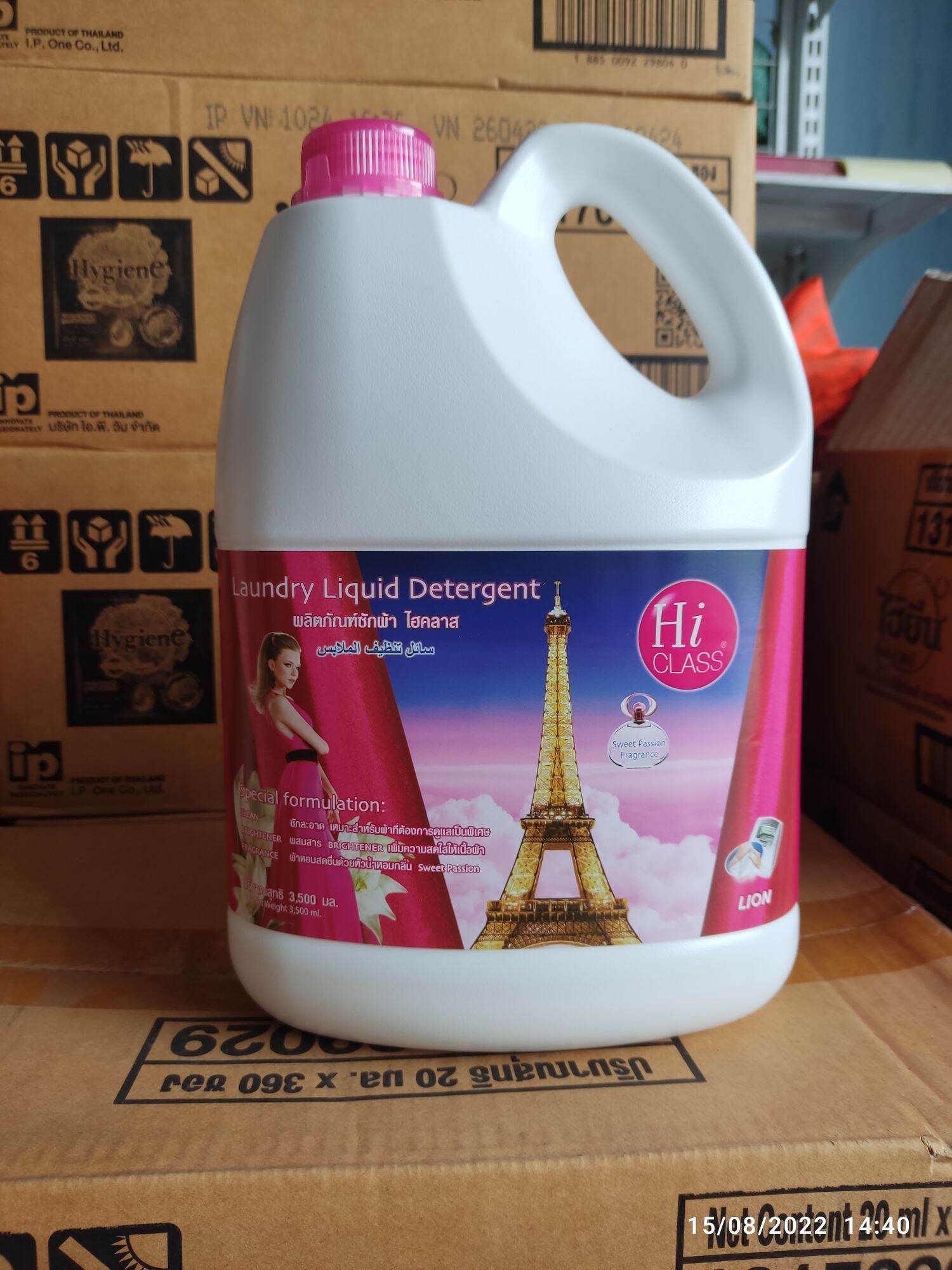 Nước giặt xả Hiclass thái lan Hồng 3l5