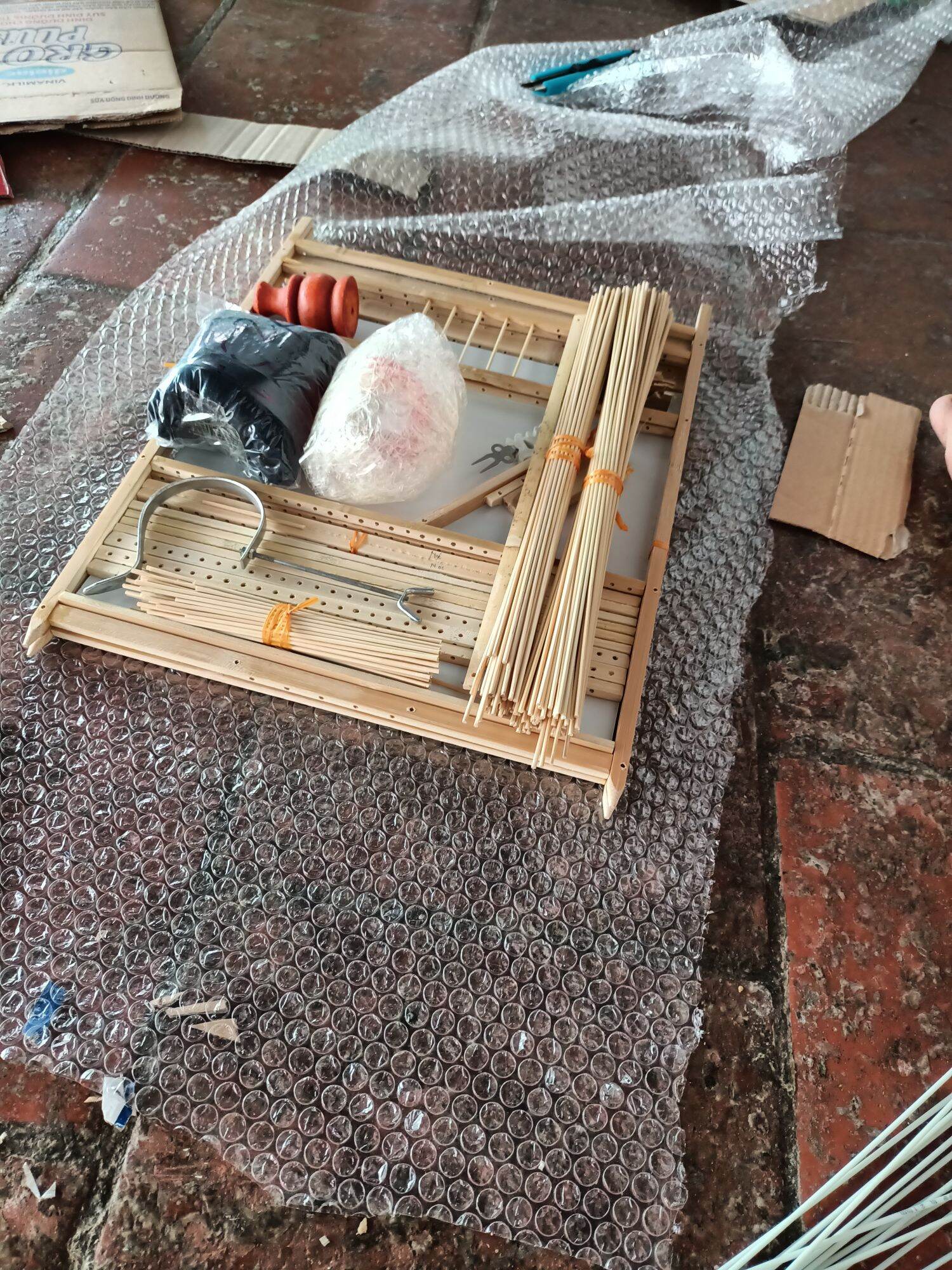 Com bo 2 khung lồng ép mộc mào phun pk combo 2 khung