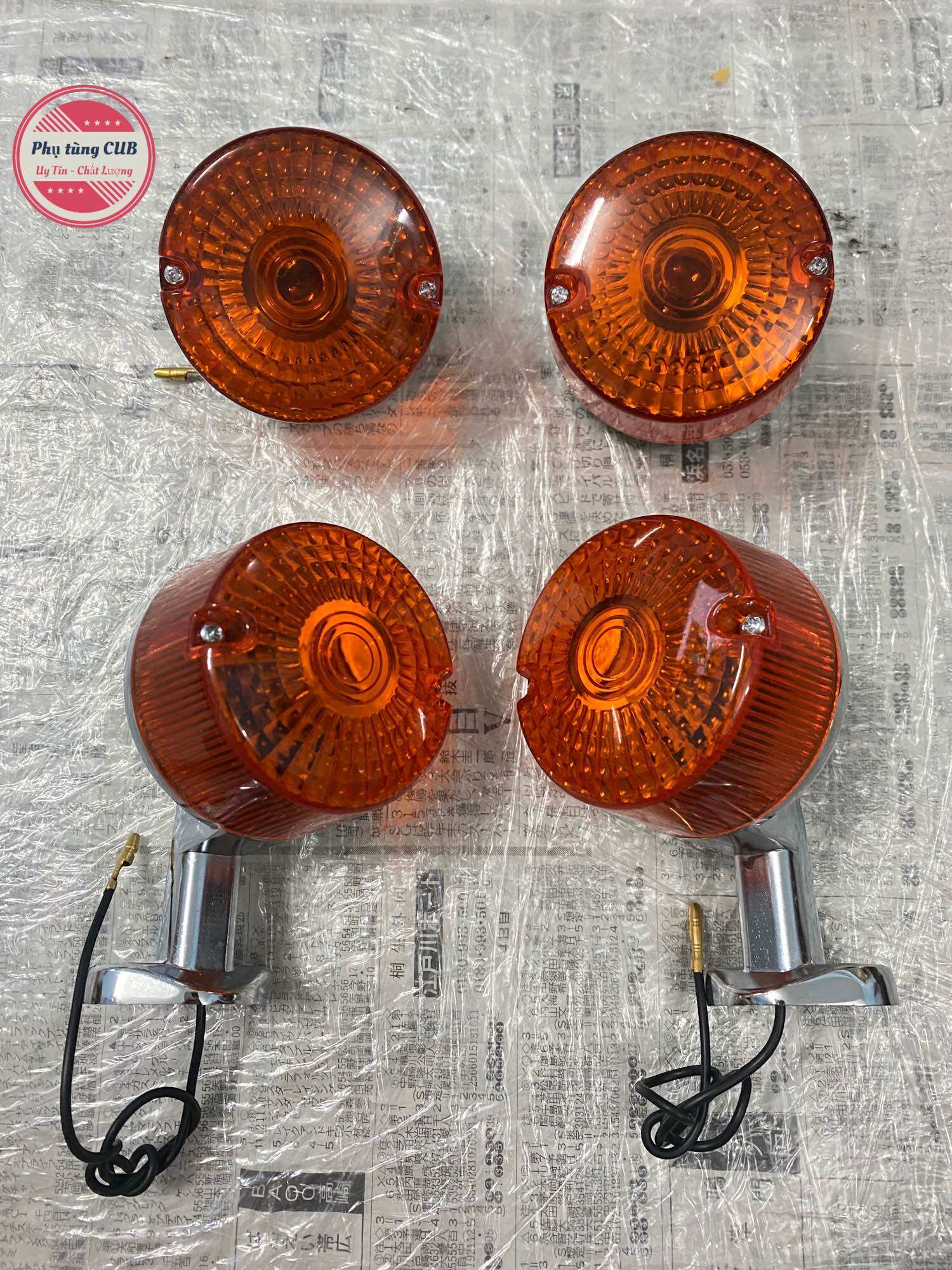 Bộ xi nhan xe cub 81-86 chất liệu aitmon loại 2