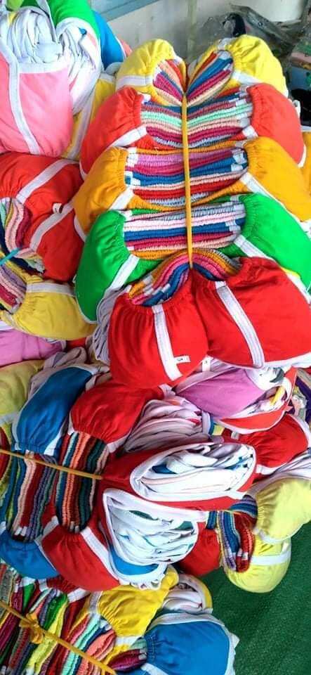 Quần chục đùi bé trai bé gái