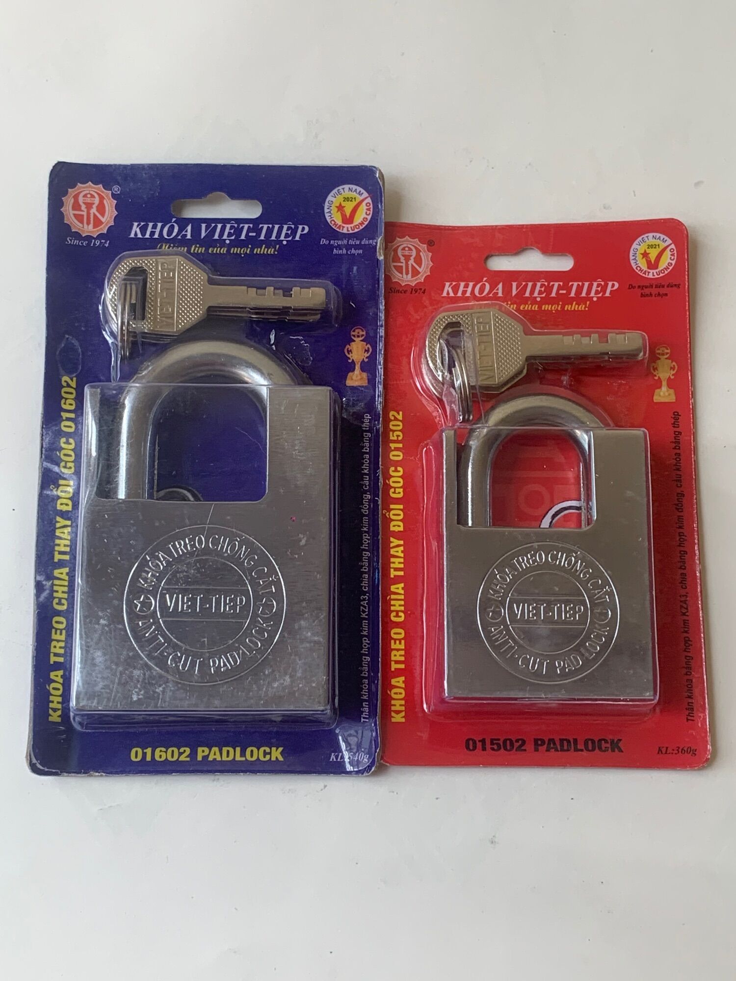 khóa việt Tiệp