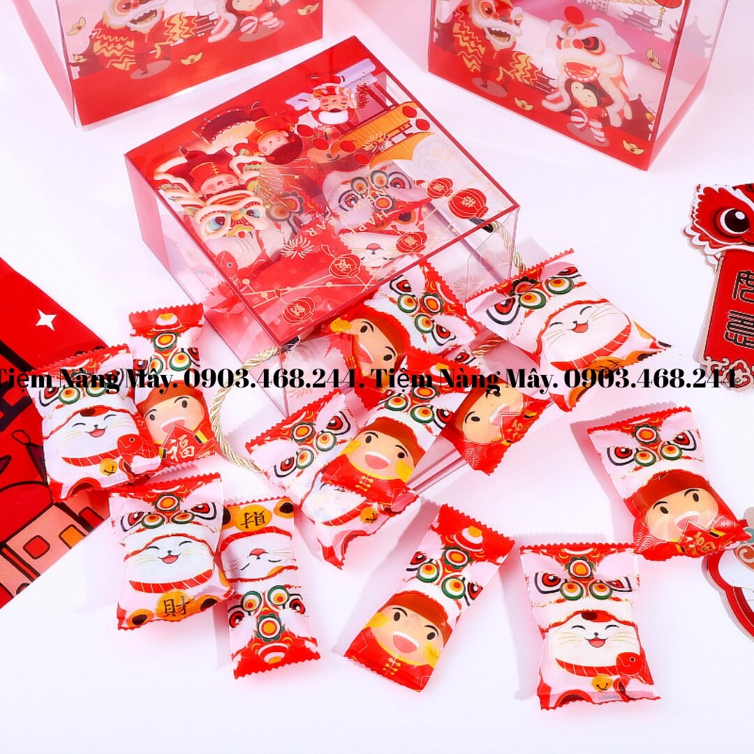 Hộp mica đựng bánh kẹo
