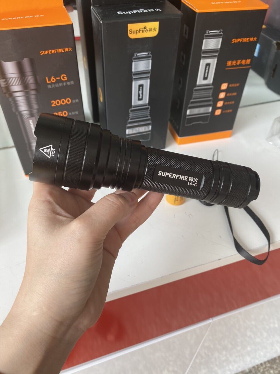 Đèn pin supfire l6-g