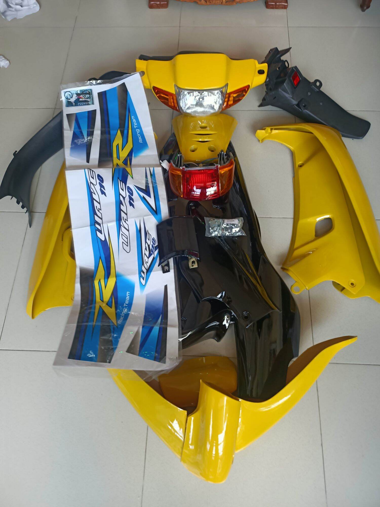 Dàn áo Wave 110 màu vàng đen