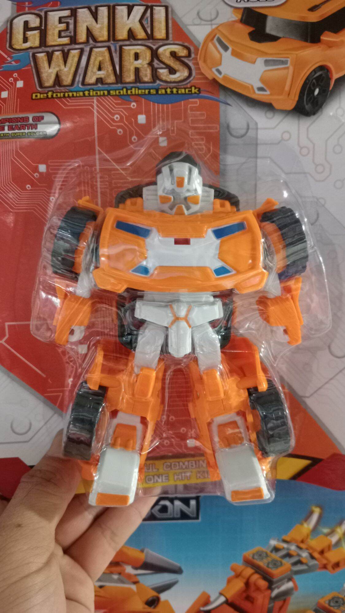 Đồ chơi xe robot biến hình