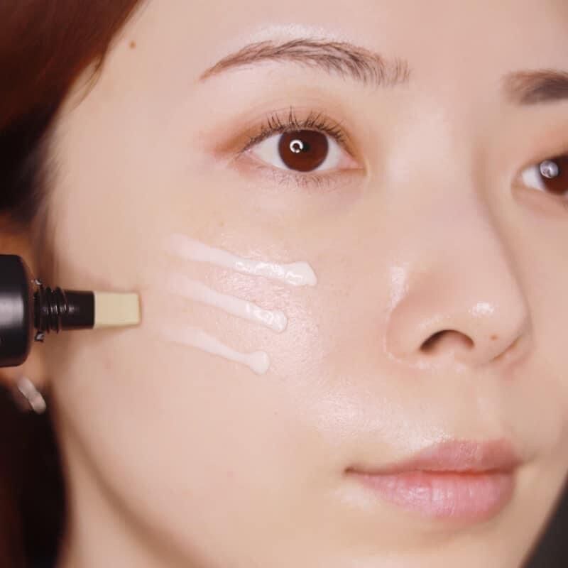 KEM DƯỠNG MẮT AHC MẪU MỚI NHẤT
