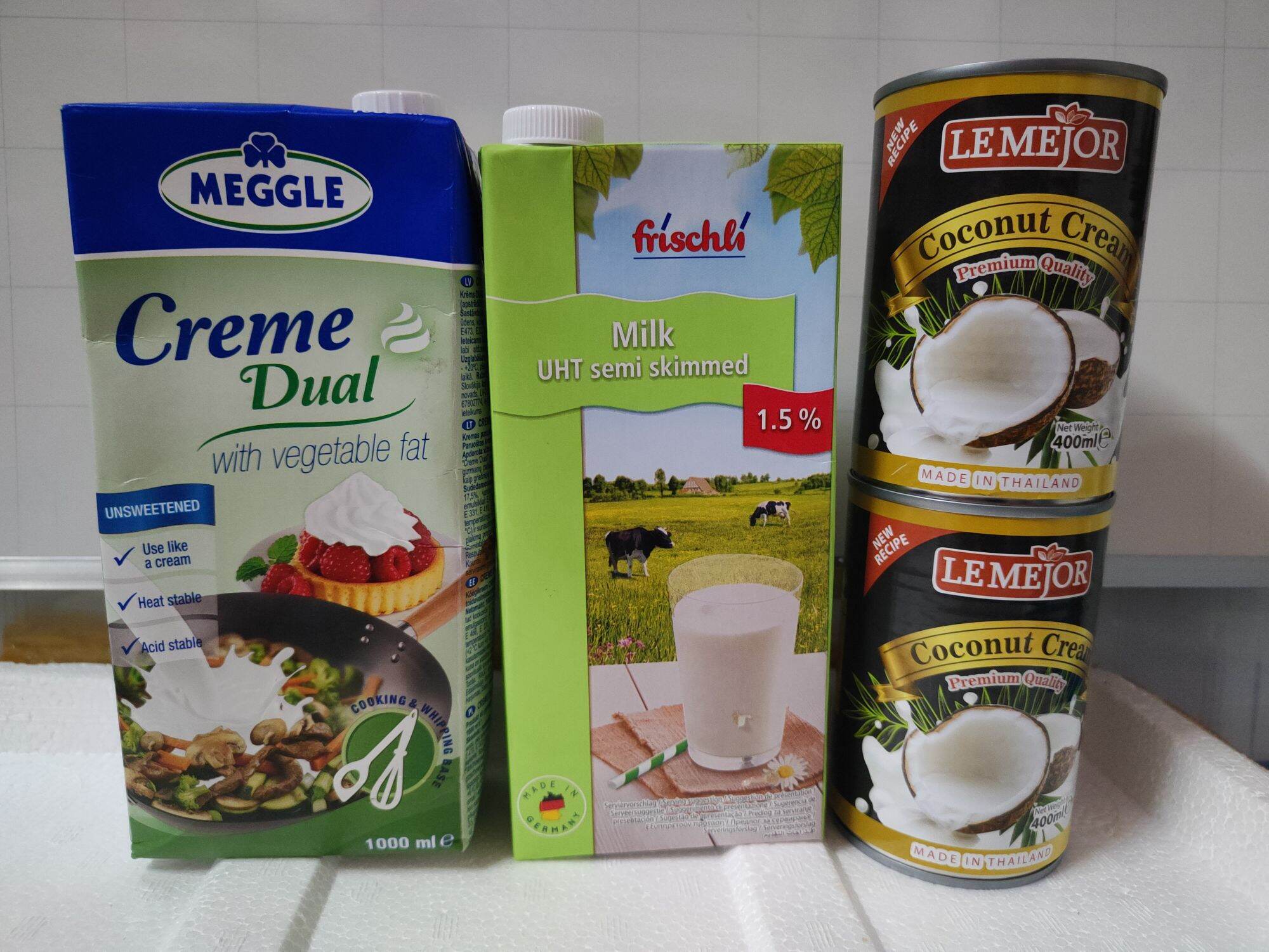 Combo 1 whipping + 1l sữa tươi + 2 lon cốt dừa