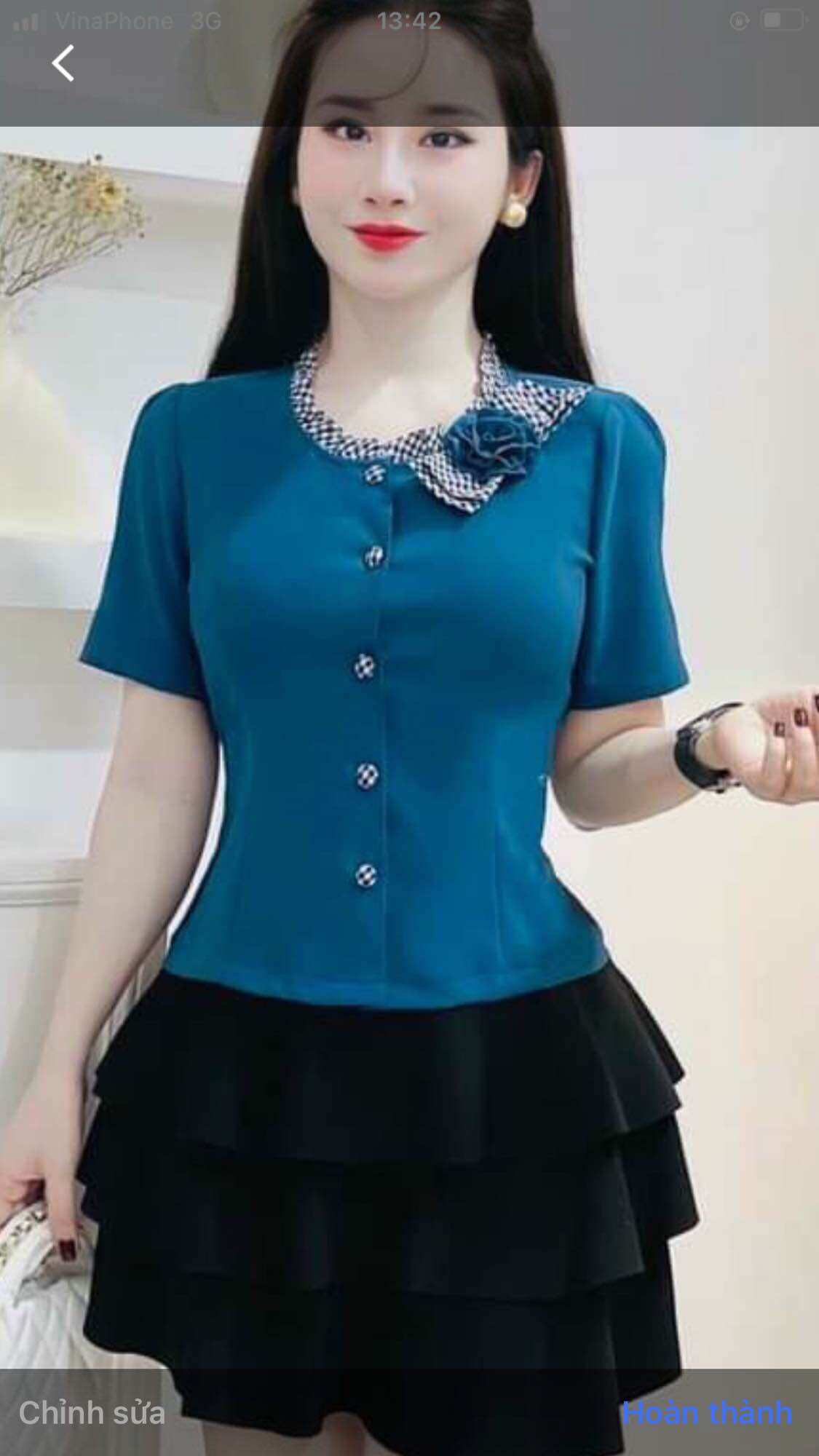 Áo cổ tròn nhúng bèo