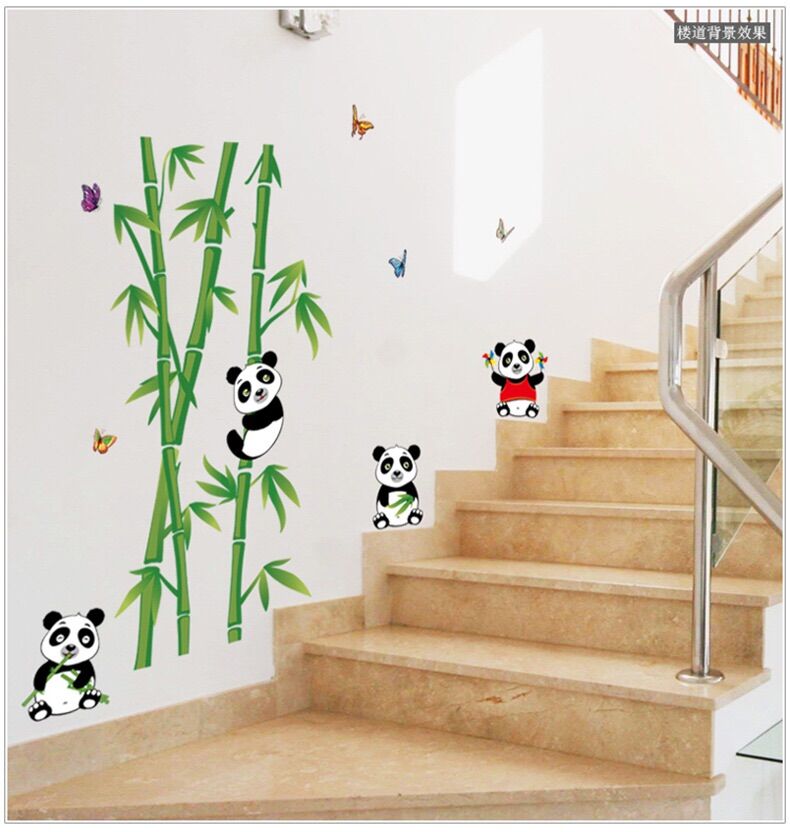 Decal dán tường gấu trúc ôm cây