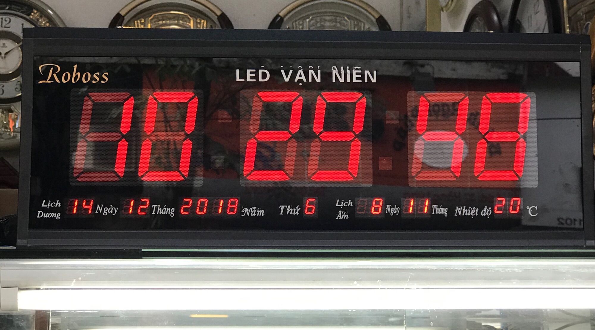 ĐỒNG HỒ LED VẠN NIÊN ROBOSS