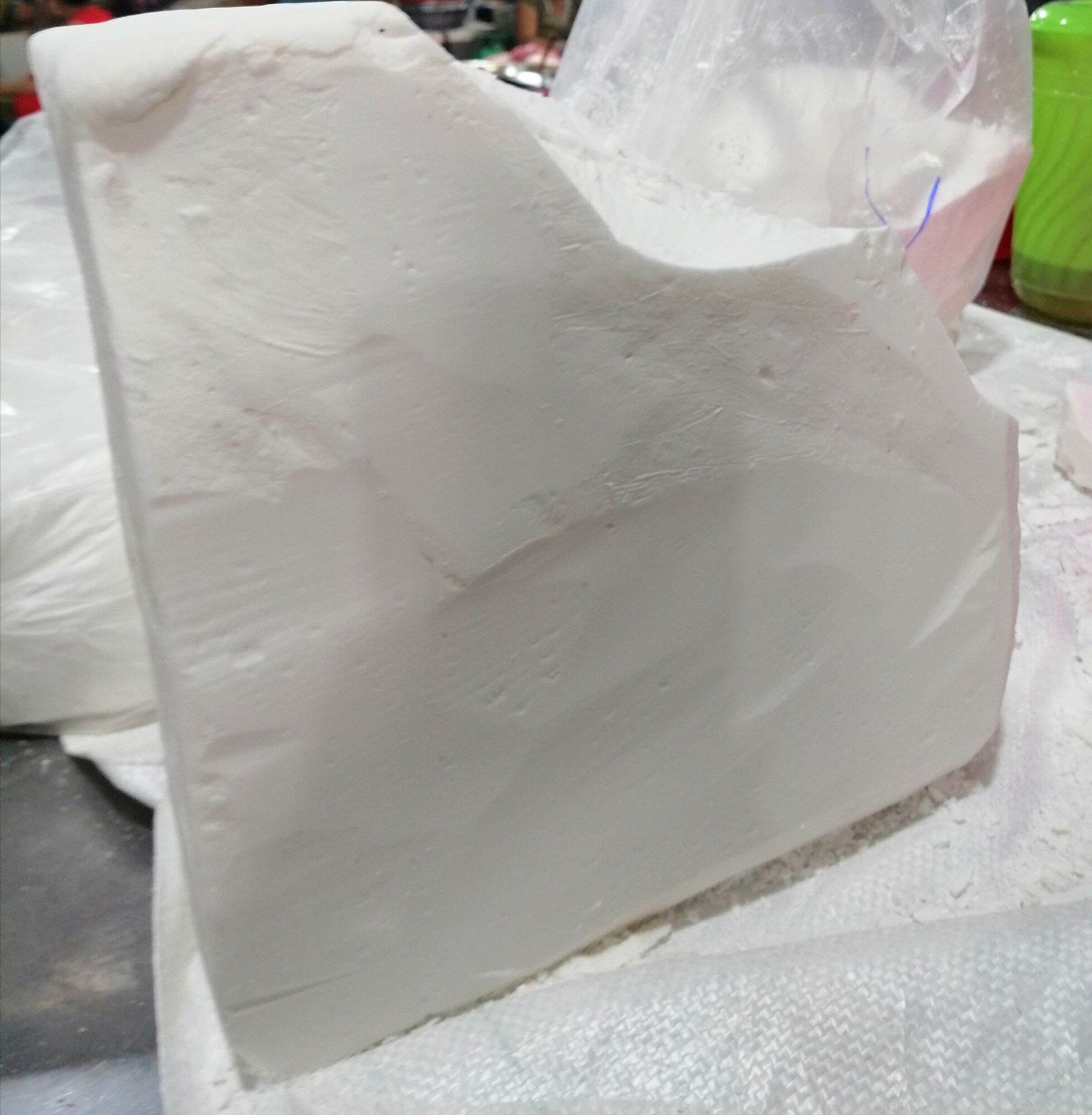 2kg Bột Lọc Tươi chưa Nhồi, mua về làm bánh lọc - bánh canh- bánh phu thê, đặc sản Huế
