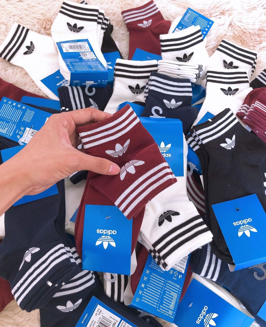 Sét 3 đôi tất Adidass dư xịn chuẩn hãng full tem tag