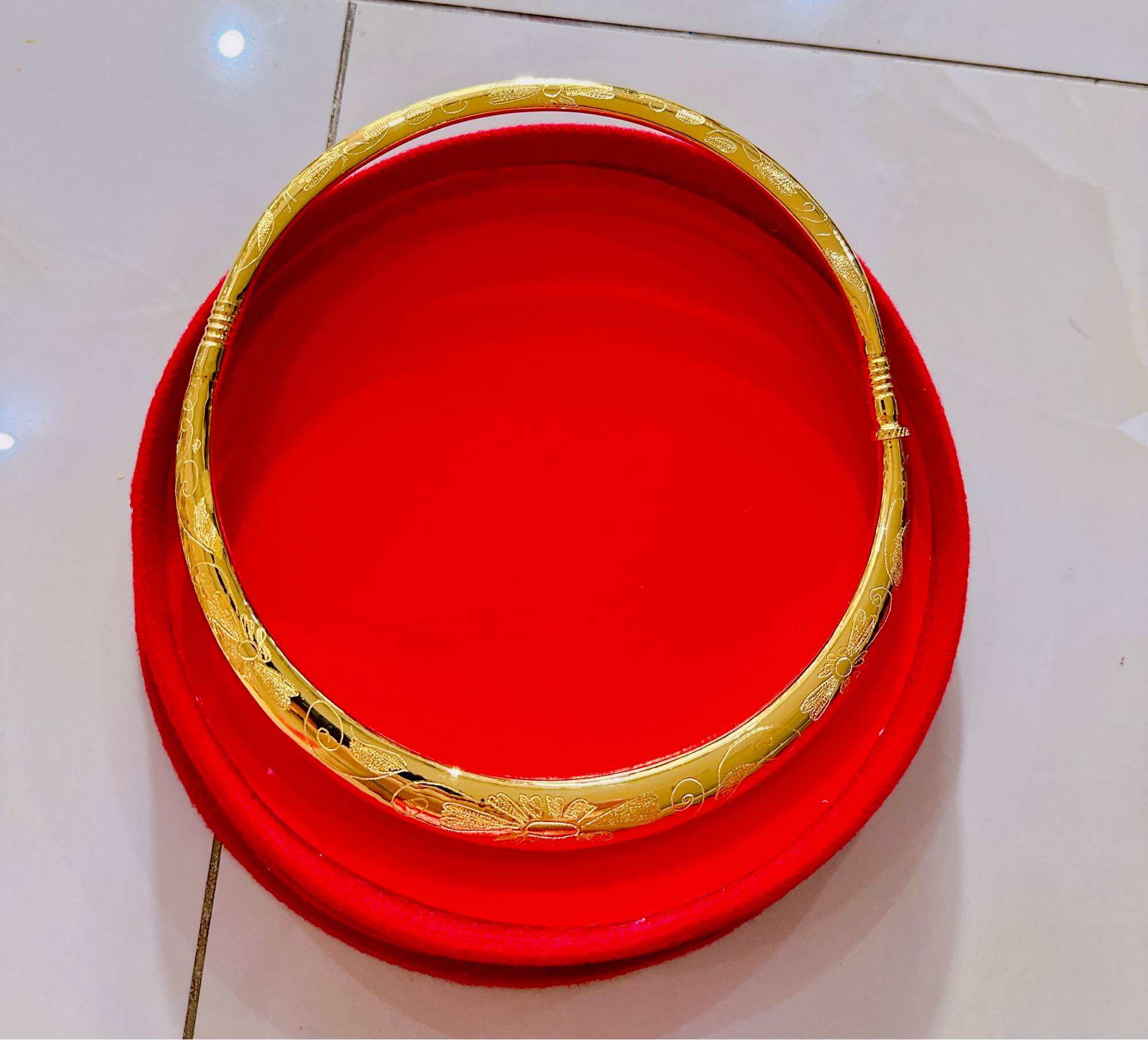 Kiềng cưới 3 chỉ khoá vặn kiềng bạc nguyên chất xi vàng 24k ( kiềng có khắc kí hiệu)