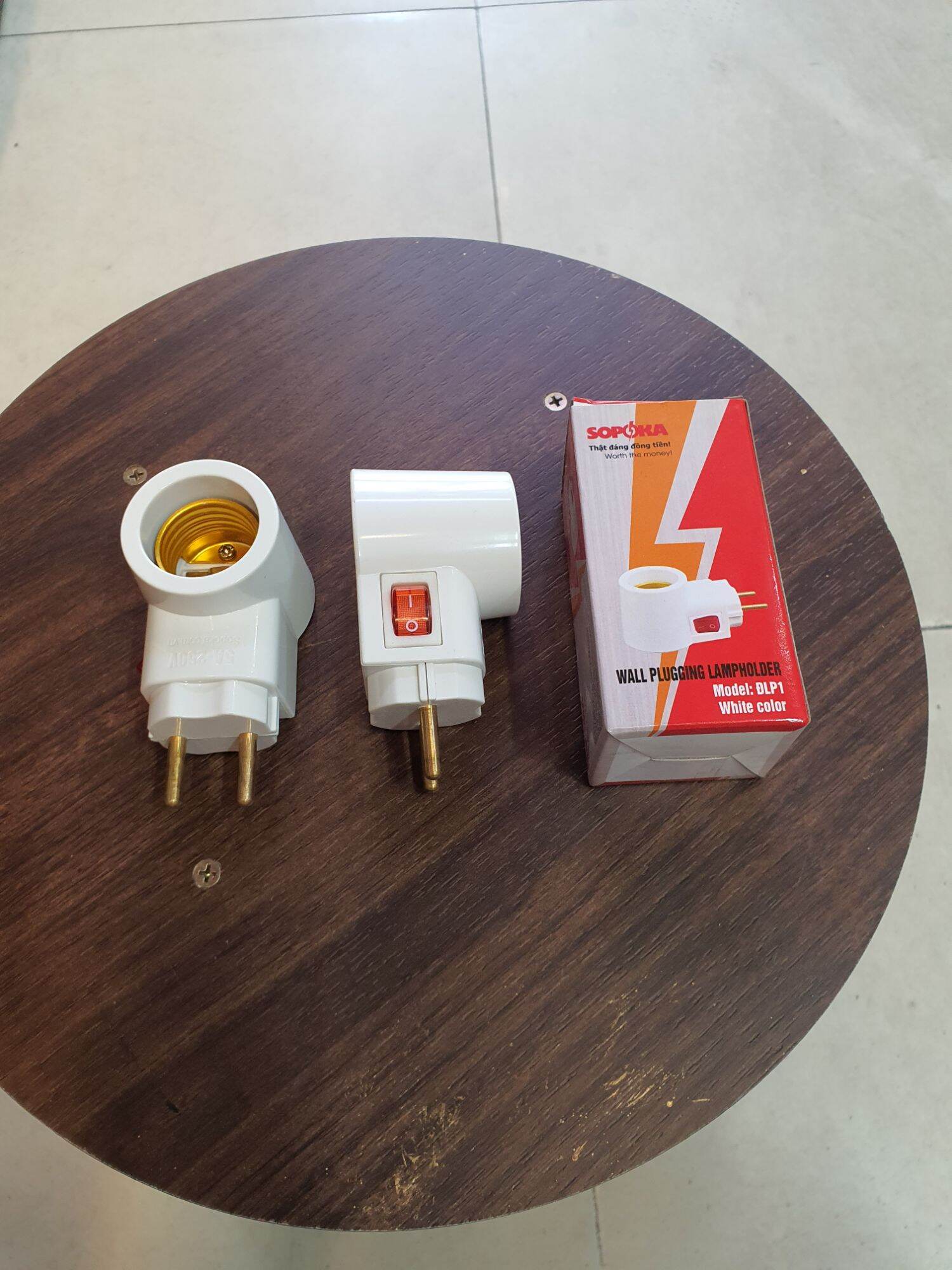 Phích cắm liền đui e27 có công tắc