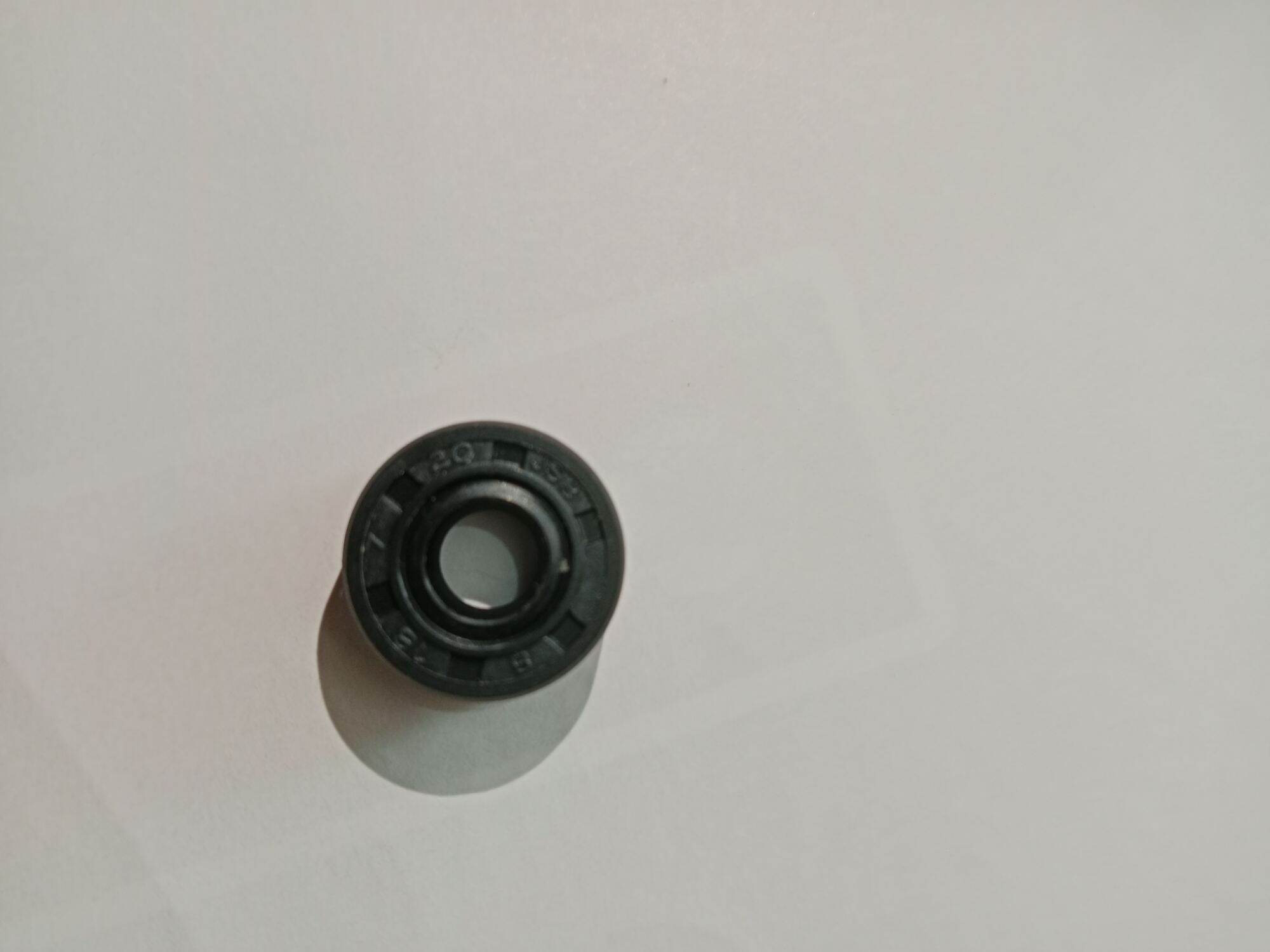 PHỚT CHẶN DẦU TC OIL SEAL 8X18X7 8x22x7
