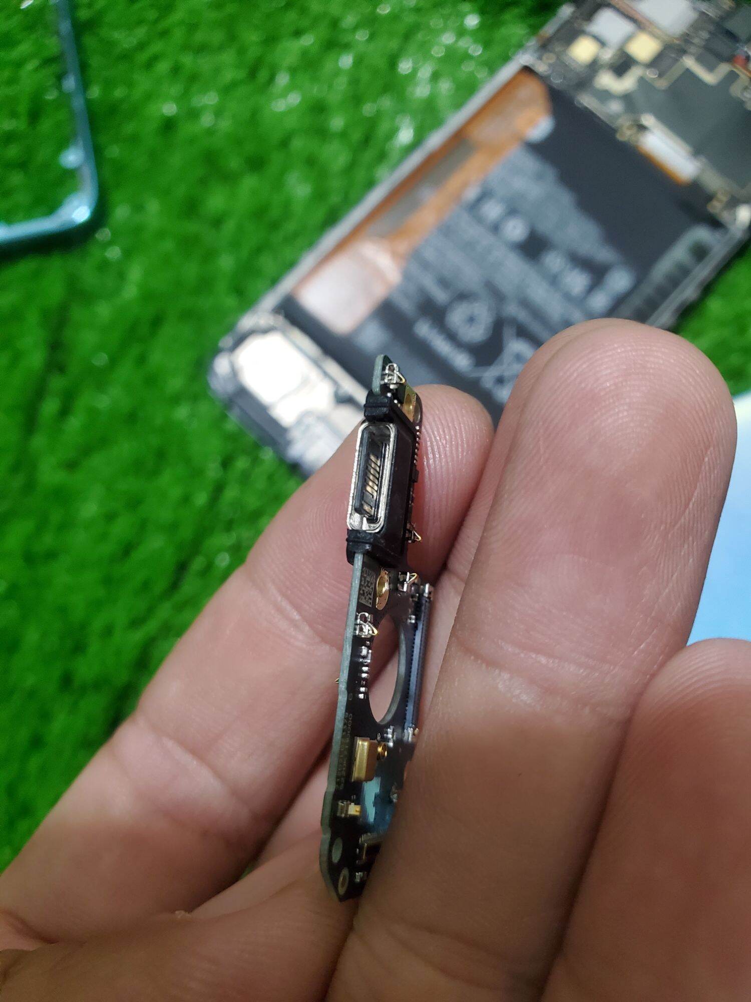 Cụm chân sạc xiaomi redmi note 11 zin máy