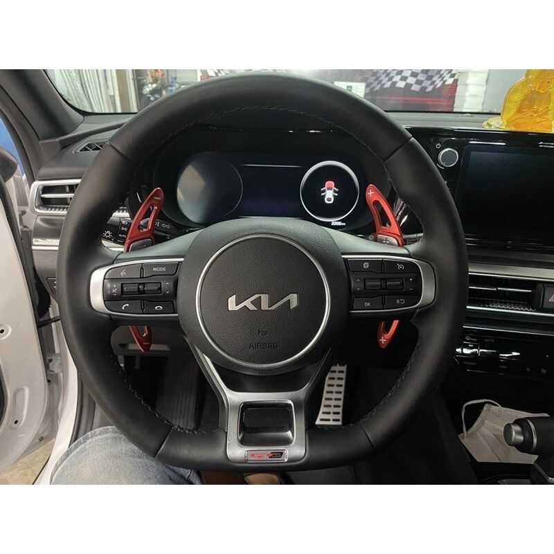 Ốp lẫy số vô lăng kia k5 2022
