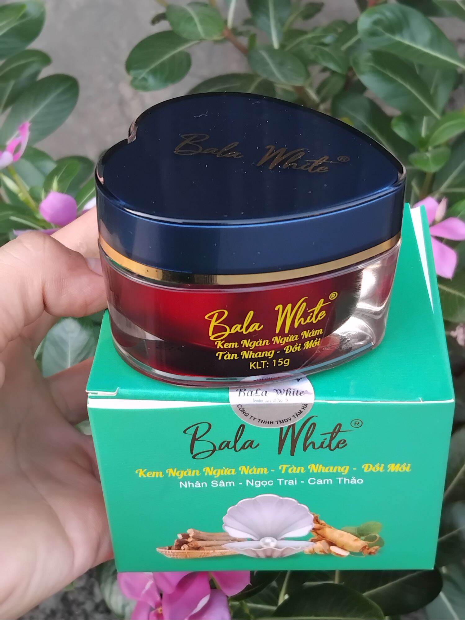 kem bala white sâm tổ yến(mẫu mới chất kem như cũ)