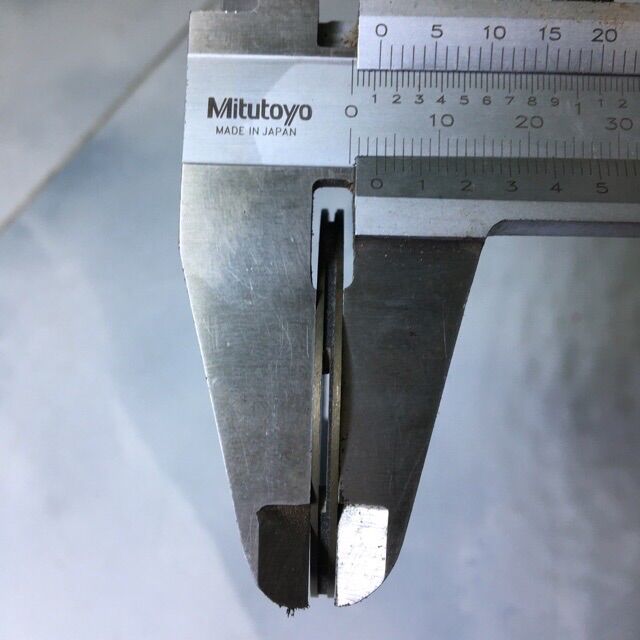 Xéc măng phi 51mm, lá hơi: 2.5mm, lá dầu 3.0mm