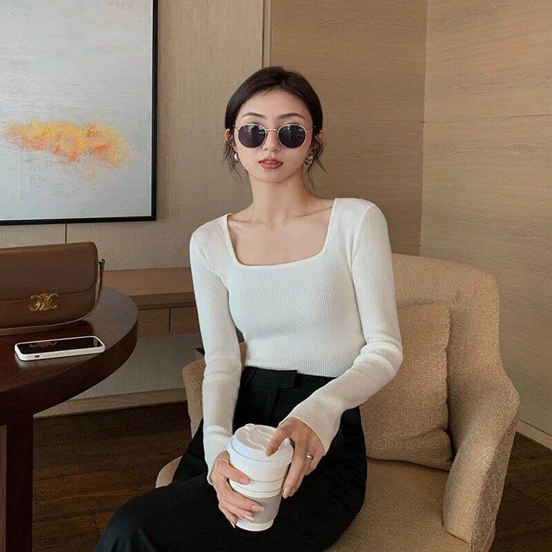 Áo croptop dài tay cổ vuông