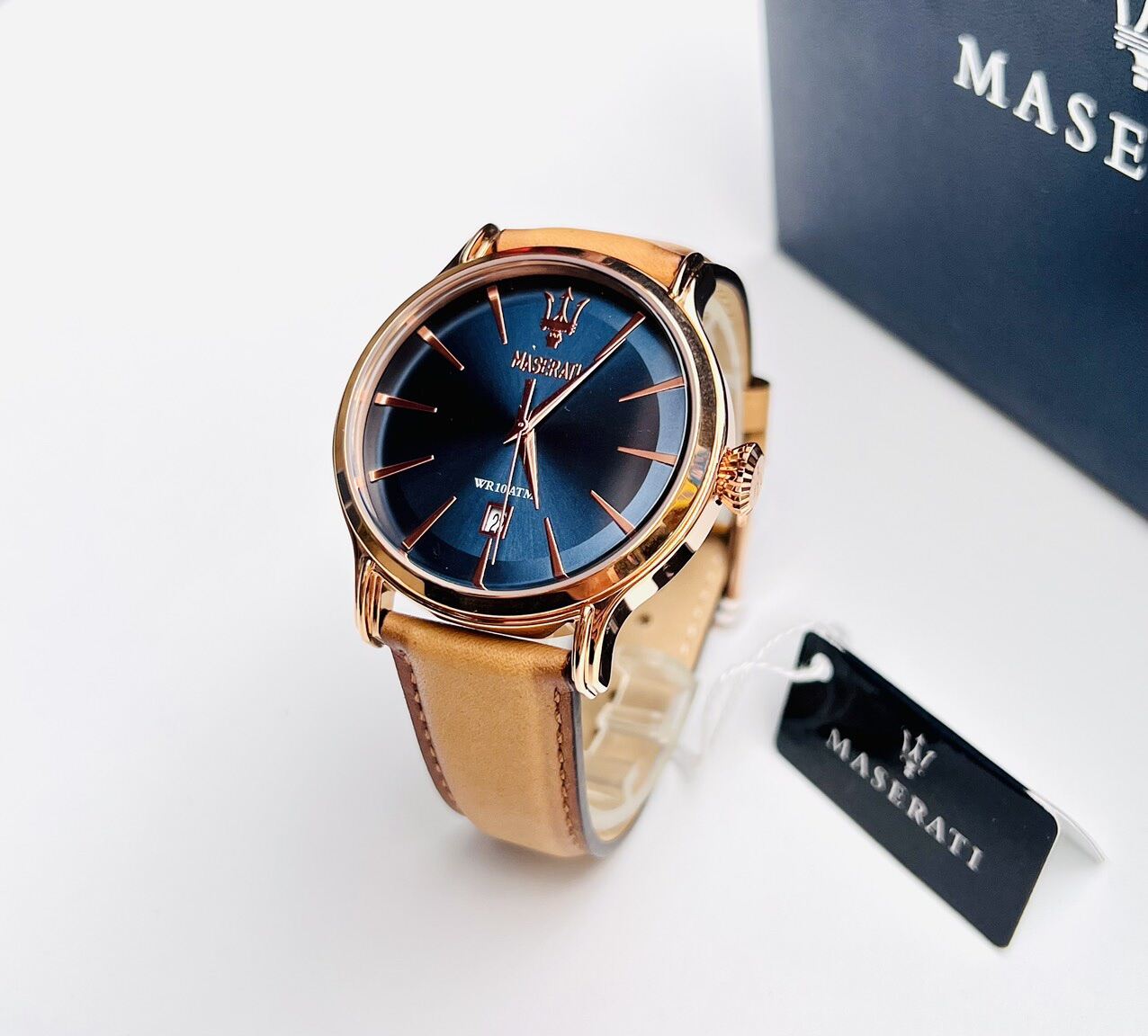 ĐỒNG HỒ NAM MASERATI QUARTZ R8851108015 DÂY DA