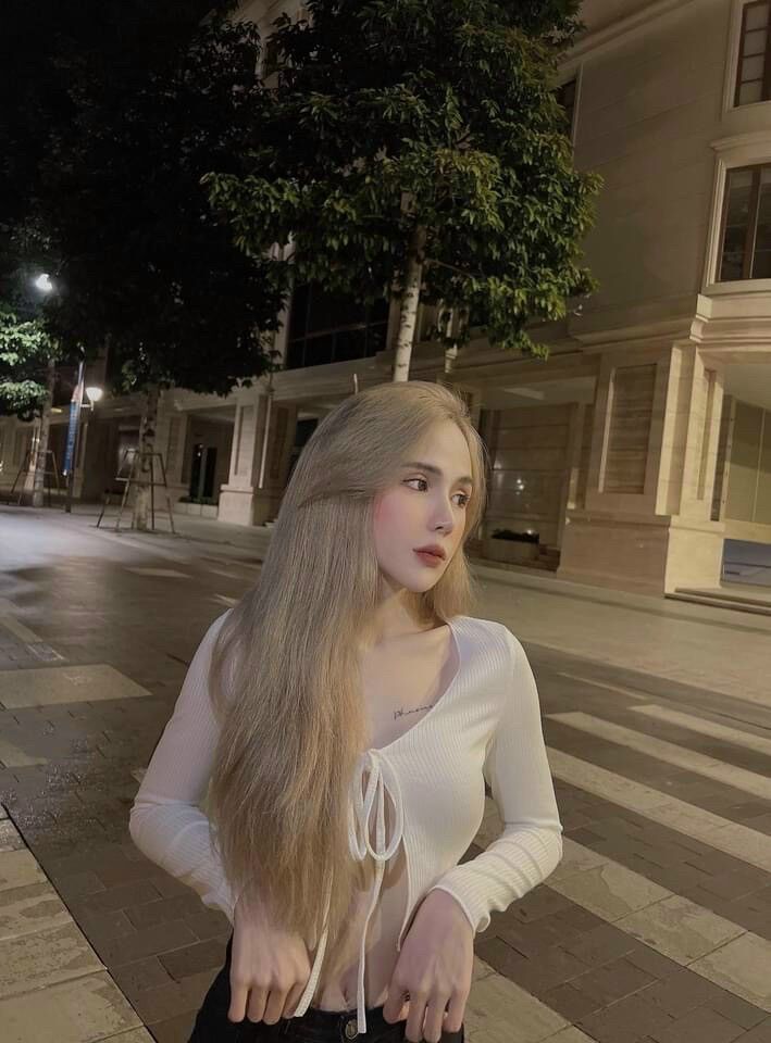 Áo khoác gân tay dài cột dây