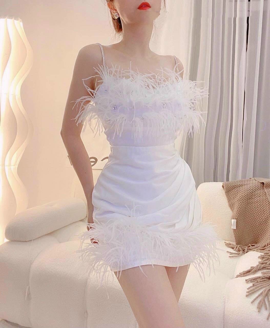 ĐẦM BODY HAI DÂY ĐÍNH LÔNG