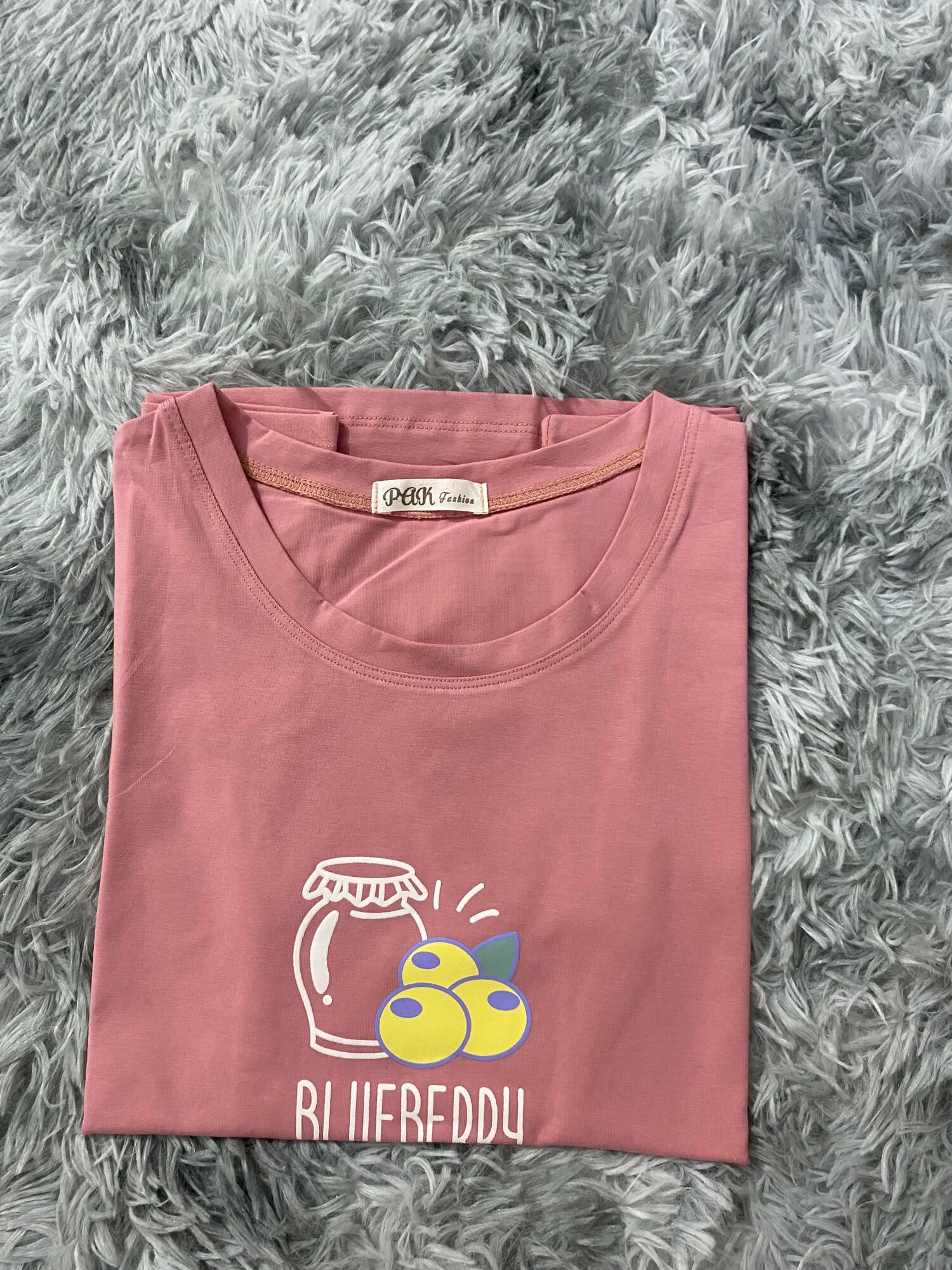 Áo thun nữ basic form ôm cổ tròn cotton thun 4 chiều in hoạ tiết dễ thương