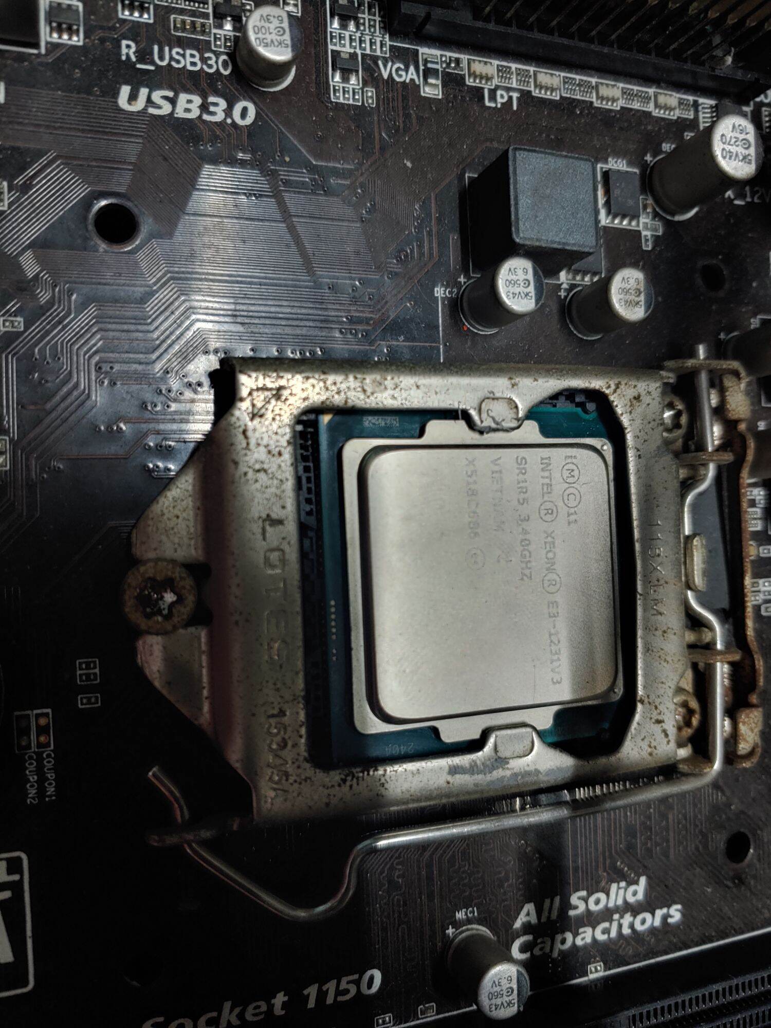 Intel Xeon E3 1231v3 tương đương i7 4770 Socket 1150