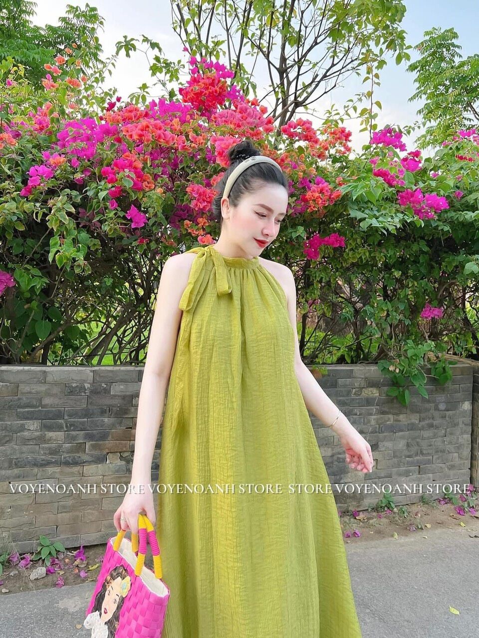 Đầm yếm nơ xuông xinh xắn BG