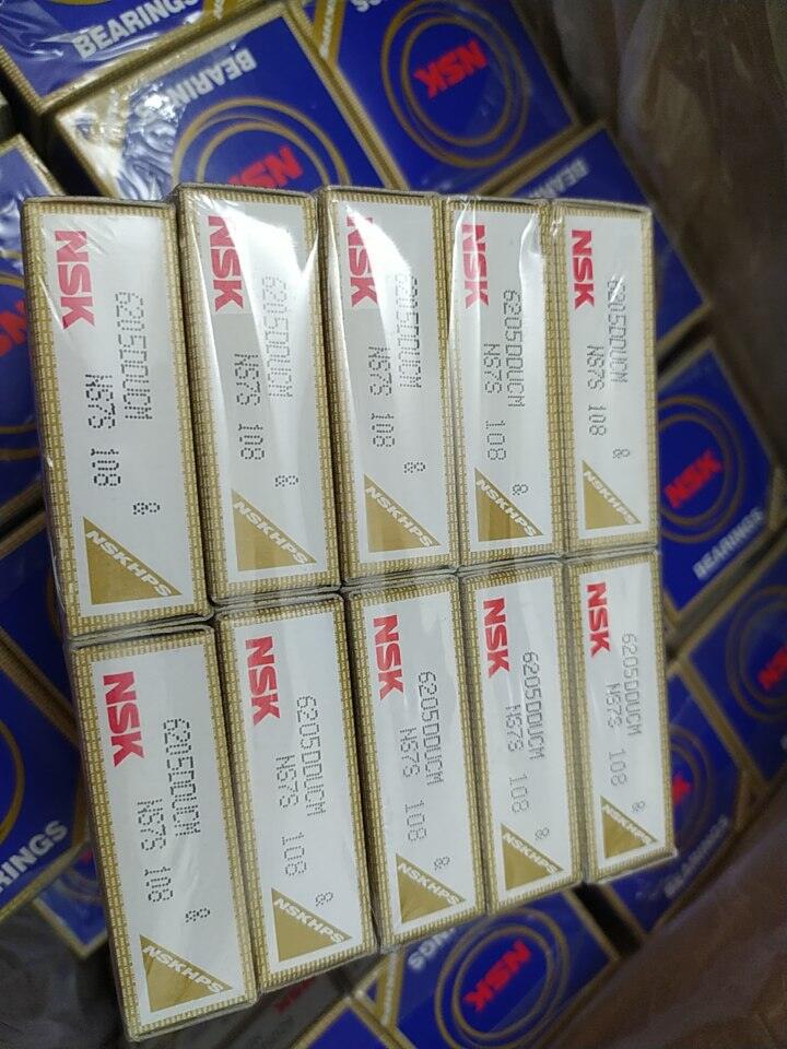 Vòng bi - bạc đạn 6205 - NSK - nắp nhựa