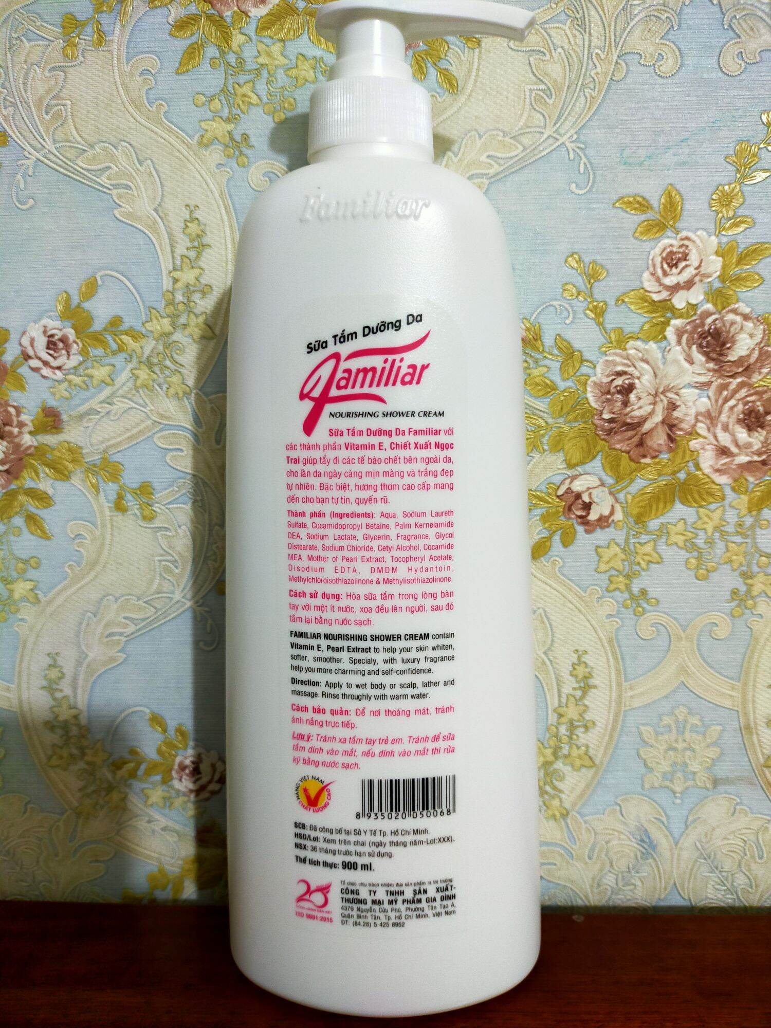 Sữa tắm dưỡng da Familiar (con ngựa)500ml, 900ml
