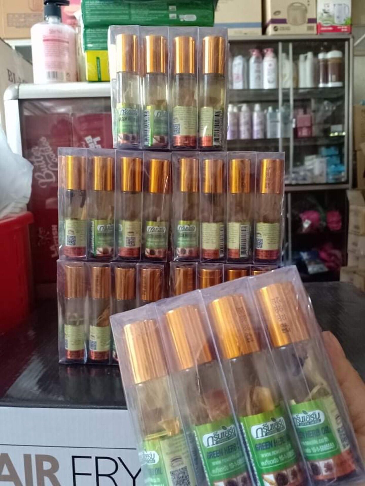 1 chai dầu thái lăn nhân sâm thái lan