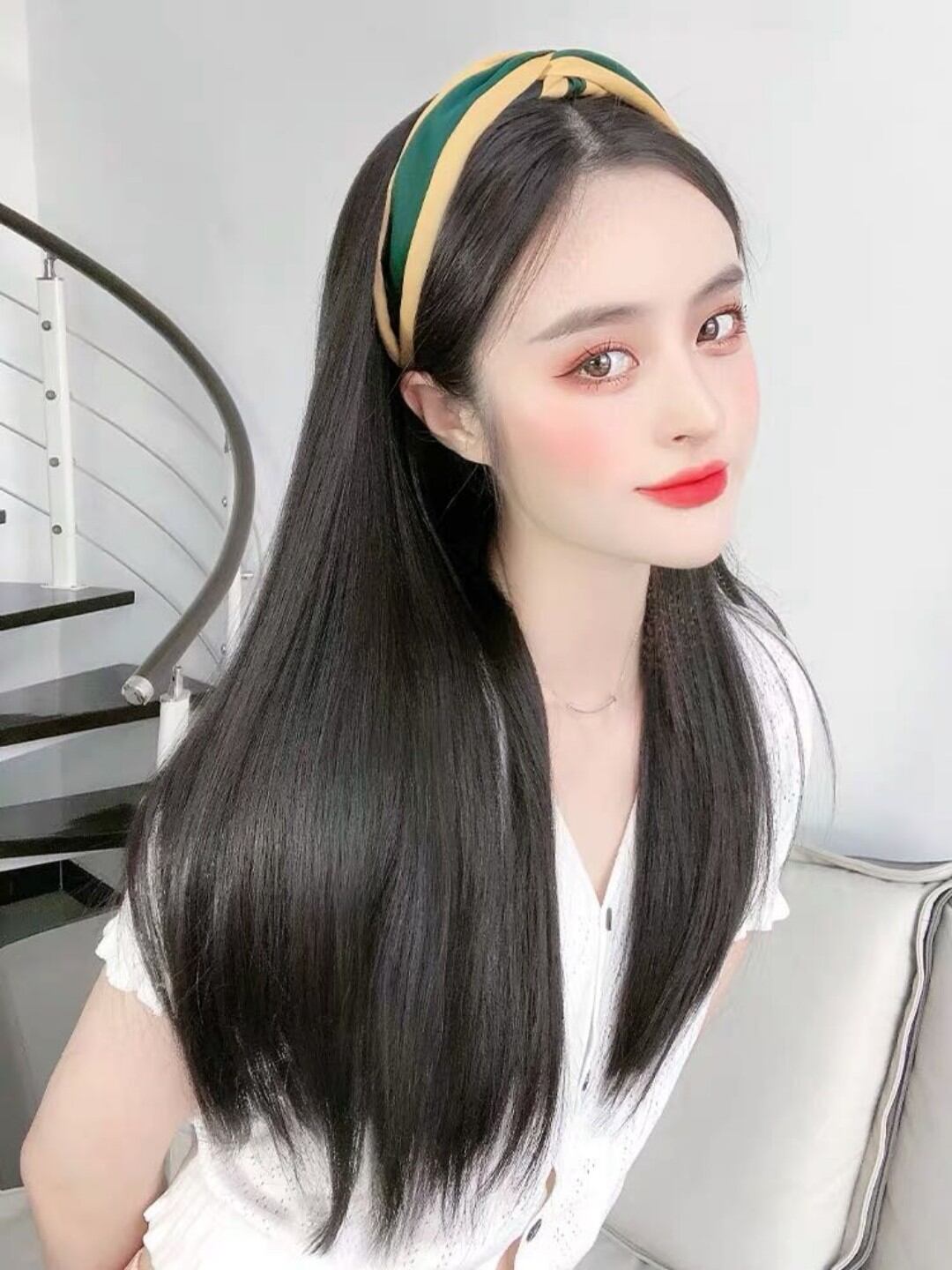 Tóc nữa đầu thẳng cài bdv