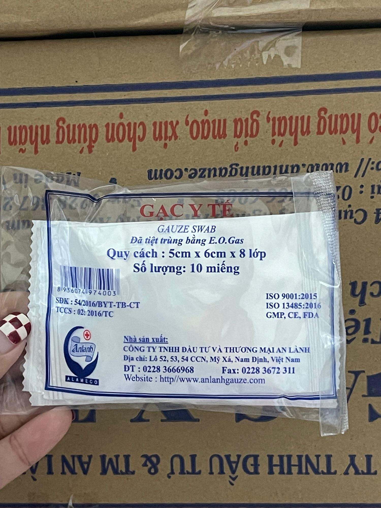 Gạc tiệt trùng y tế An Lành.