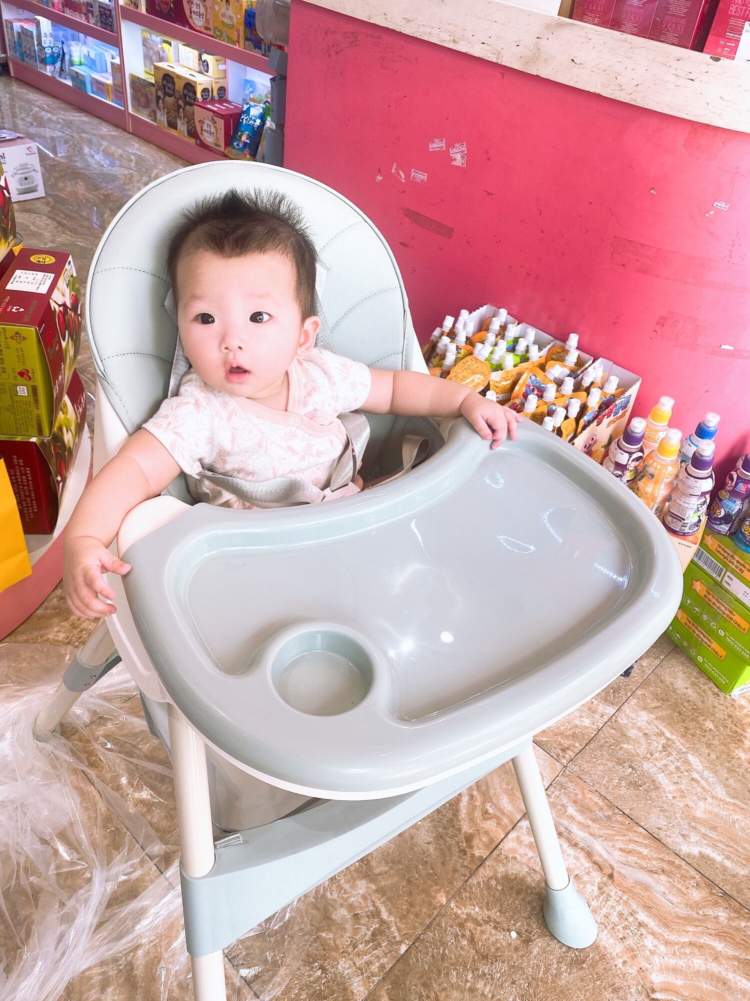 Ghế ăn dặm umoo cho bé