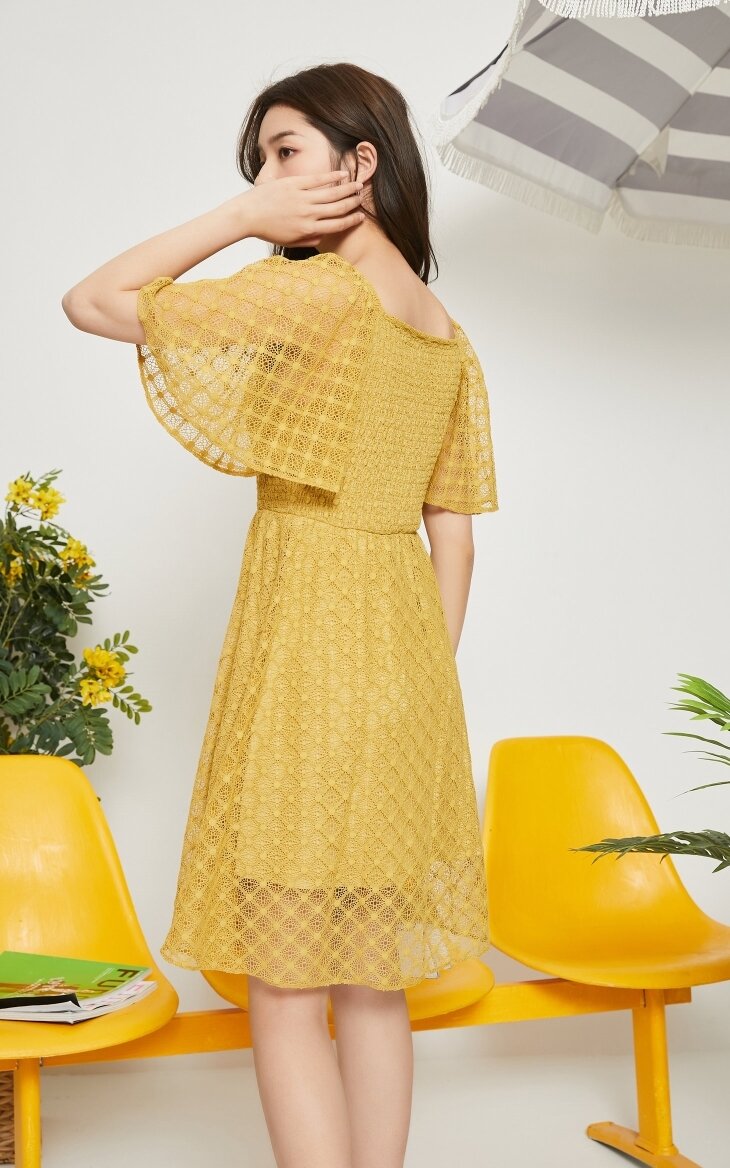 ĐẦM REN VERO MODA CAO CẤP