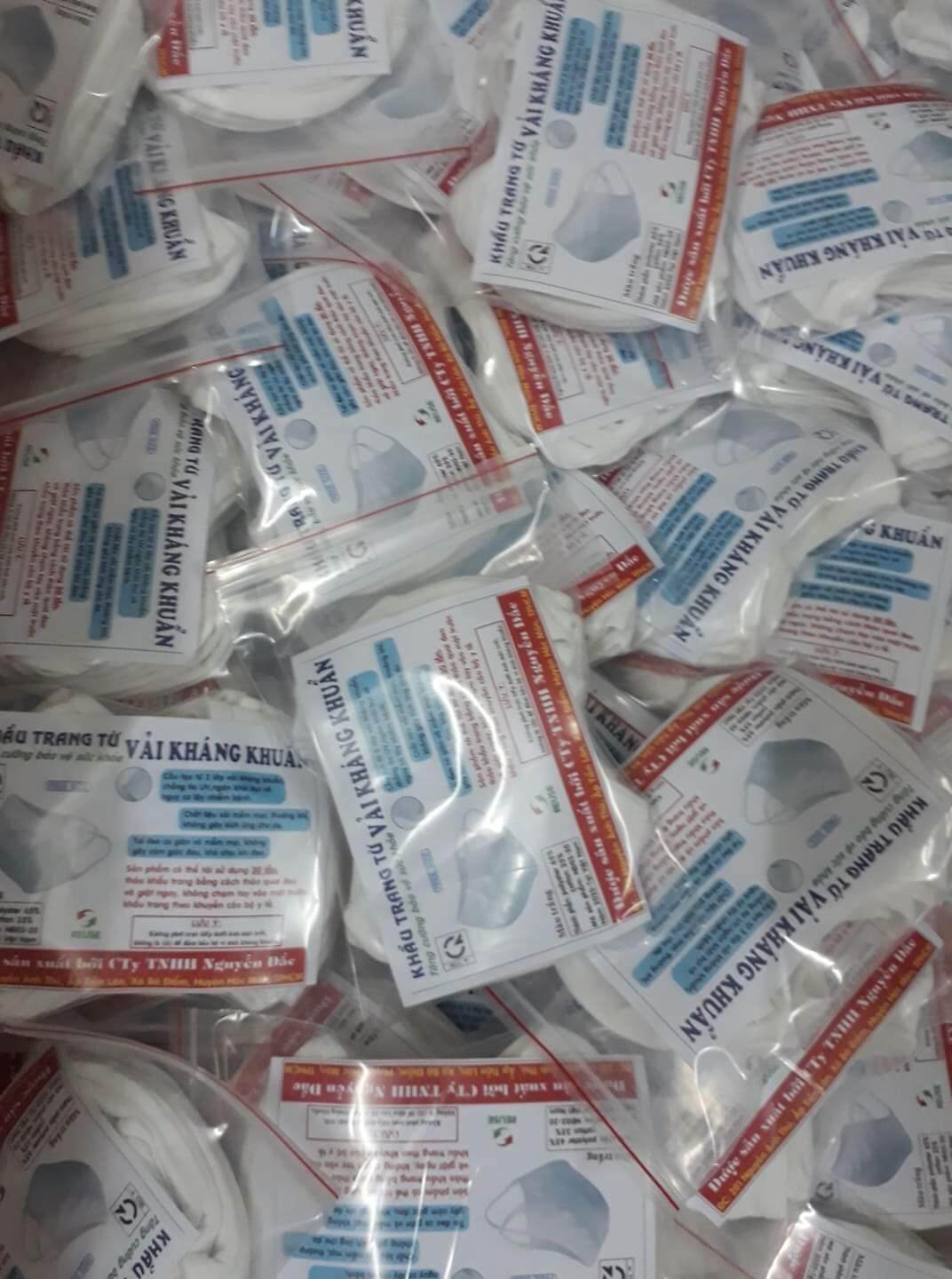 Khẩu trang vải kháng khuẩn mềm mịn