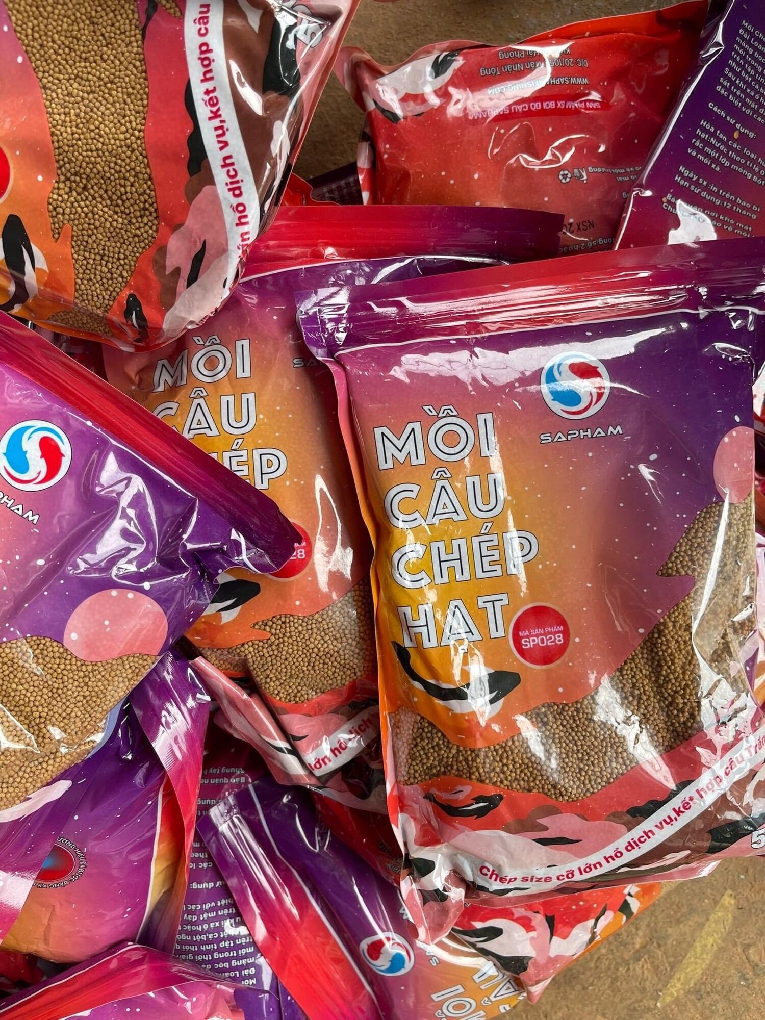 Mồi câu chép hạt sapham